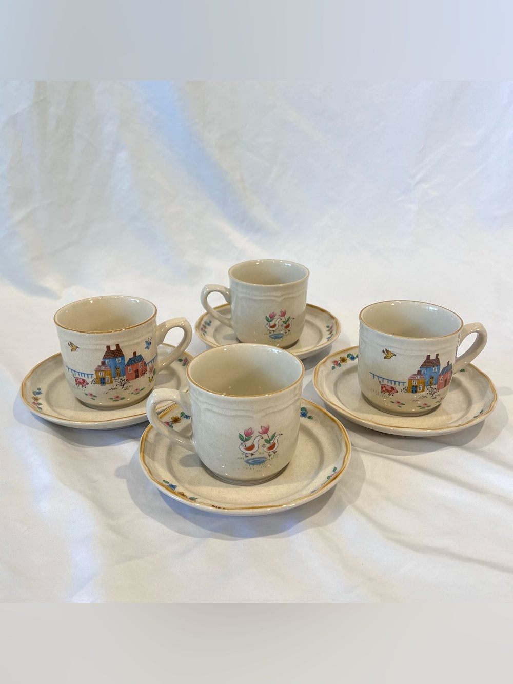 Vintage International Heartland Village 4 Cup Saucer Sets Made in Japan